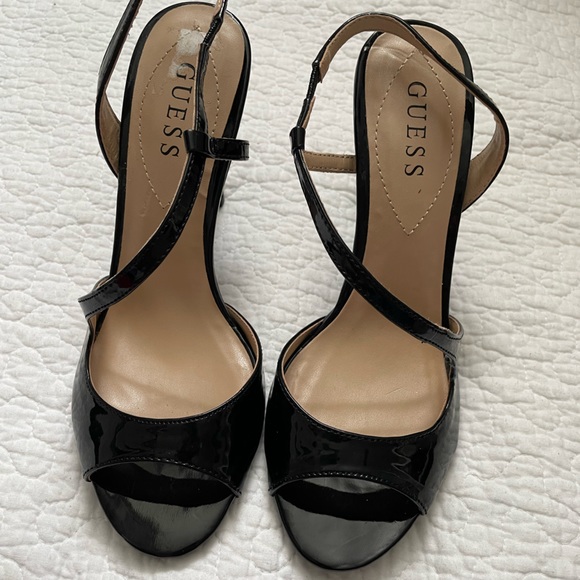 Guess size 8 - Picture 2 of 3